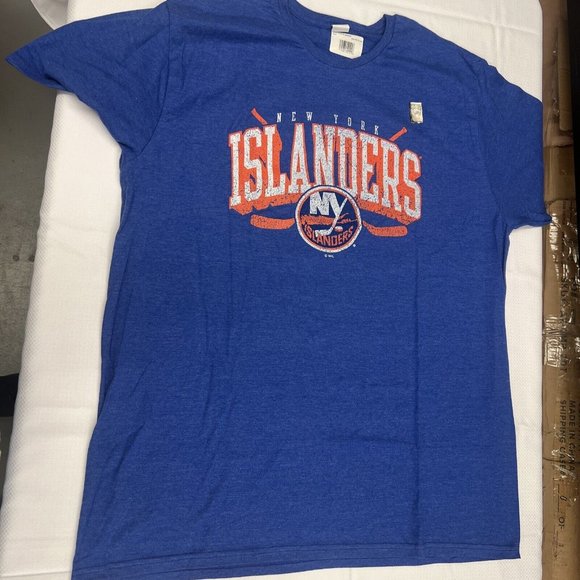 NWT Adul New York Islanders Super Soft Bright Blue Short Sleeve T-Shirt - Picture 1 of 3
